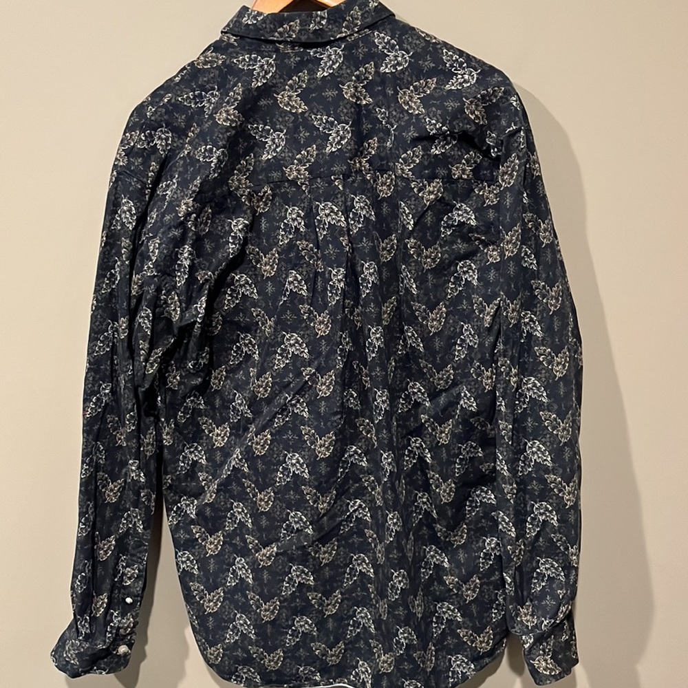 Natural Issue button down - Picture 4 of 4